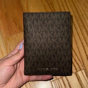 Michael Kors’s passport holder